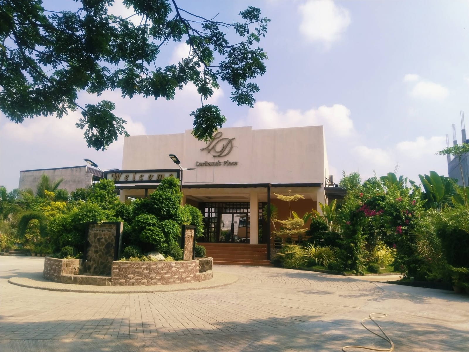 About LorDane's Place